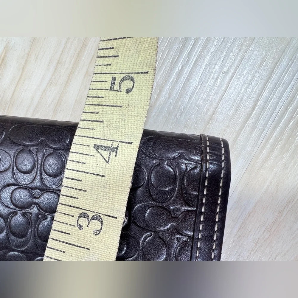 Vintage COACH Coach Brown-Black Embossed Leather Billfold Wallet